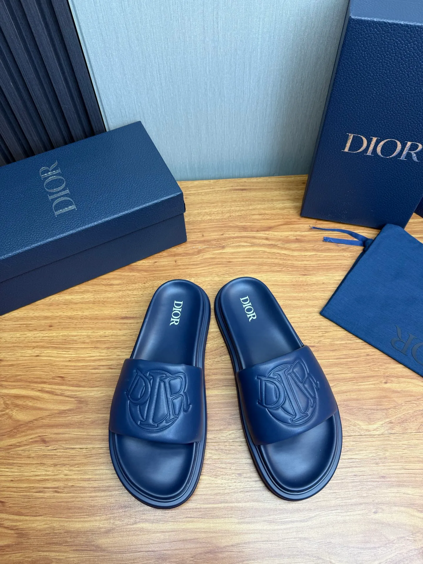 Men's shoes 280💰 Dior. Men's slippers🩴Official website 1:1 production 38-45 yards 45 46 🉑️Customized original material shipped✅